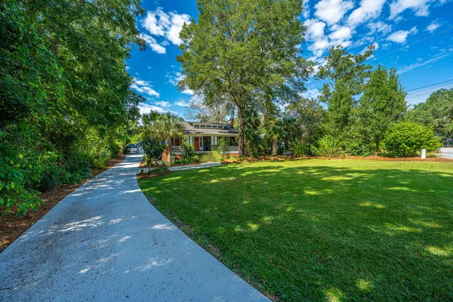 $820,000 | 117 Fishburne Street, Walterboro, SC 29488