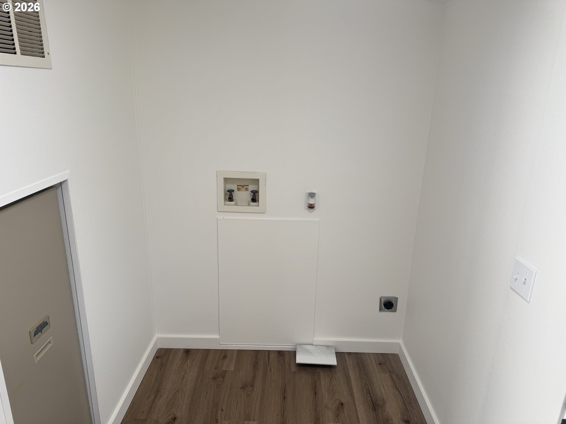 20140 Northeast Sandy Boulevard, Unit 103 Fairview, OR 97024 - Photo 9 of 15