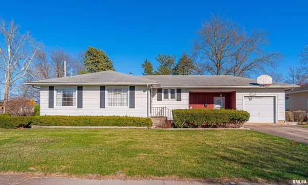 $125,000 | 628 Grand Avenue, Lincoln, IL 62656