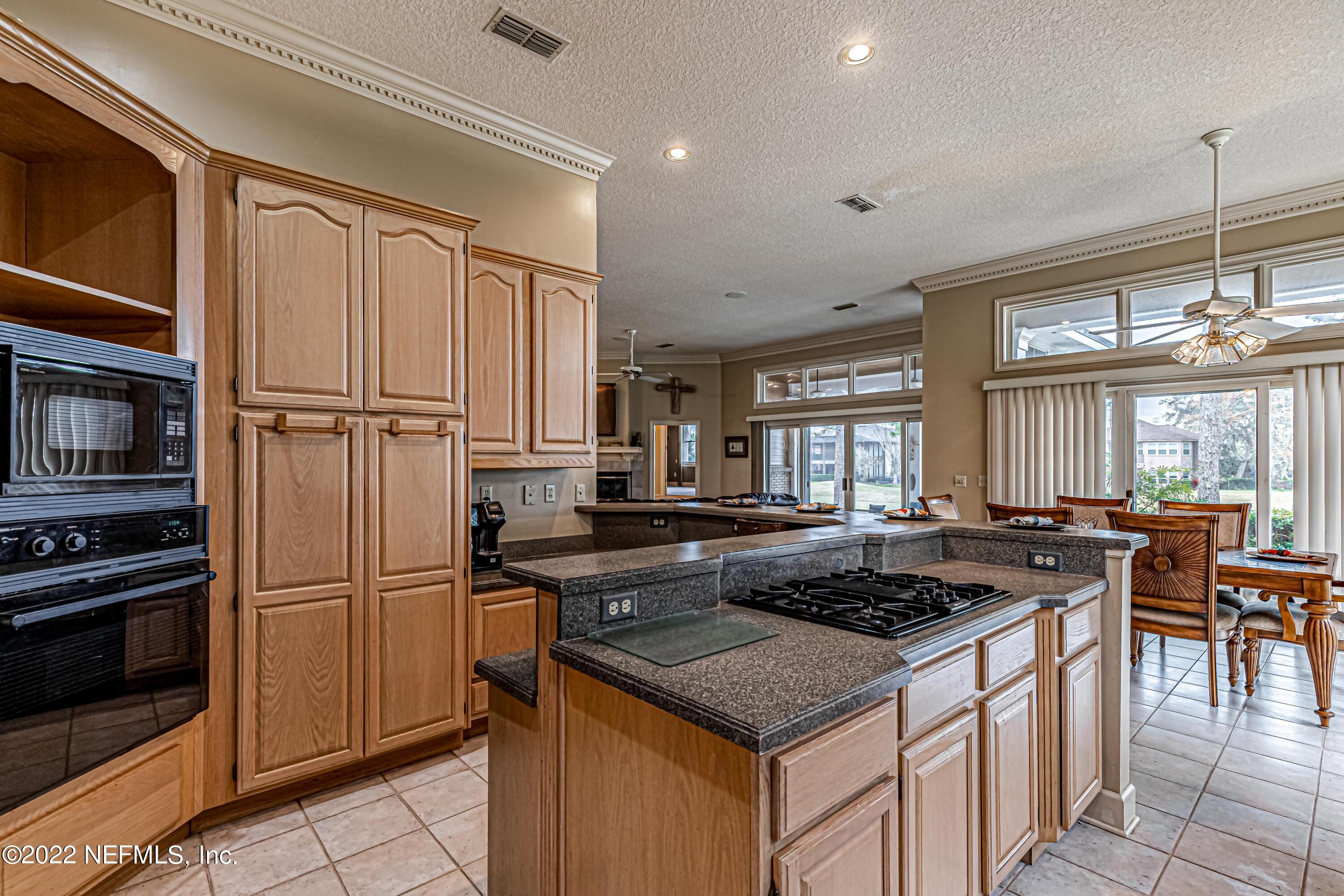 12466 Masters Ridge Drive Jacksonville, FL 32225 - Photo 23 of 65 23-Kitchen