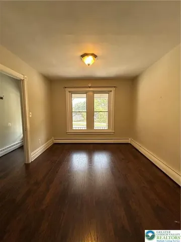 $1,850 | 239 Franklin Street, Bethlehem, PA 18018