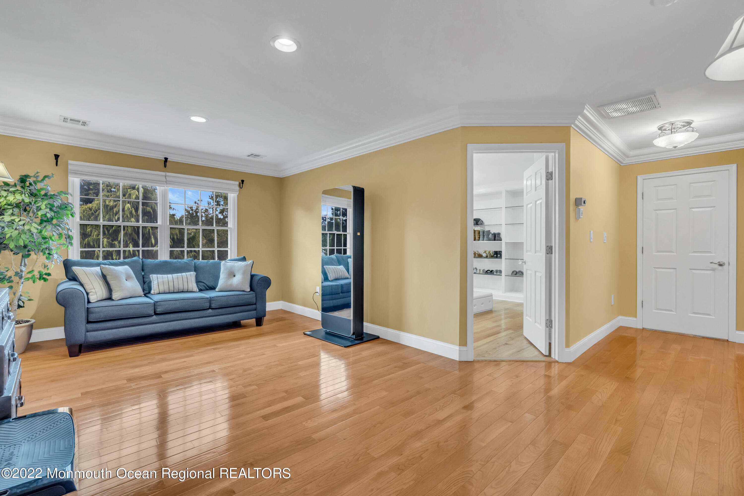 29 Apache Trail Freehold, NJ 07728 - Photo 36 of 69 042_dsc02624