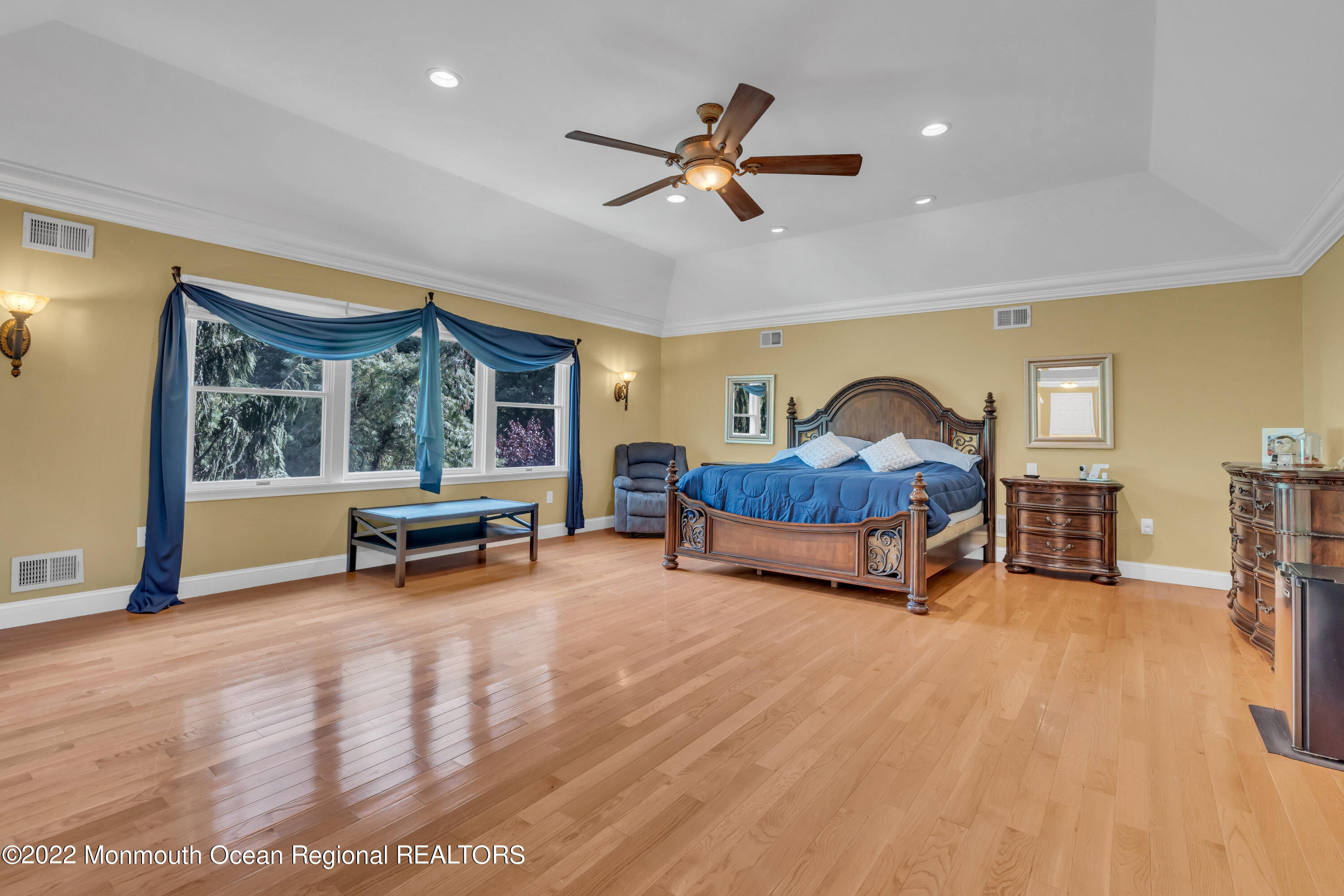 29 Apache Trail Freehold, NJ 07728 - Photo 37 of 69 043_dsc02629