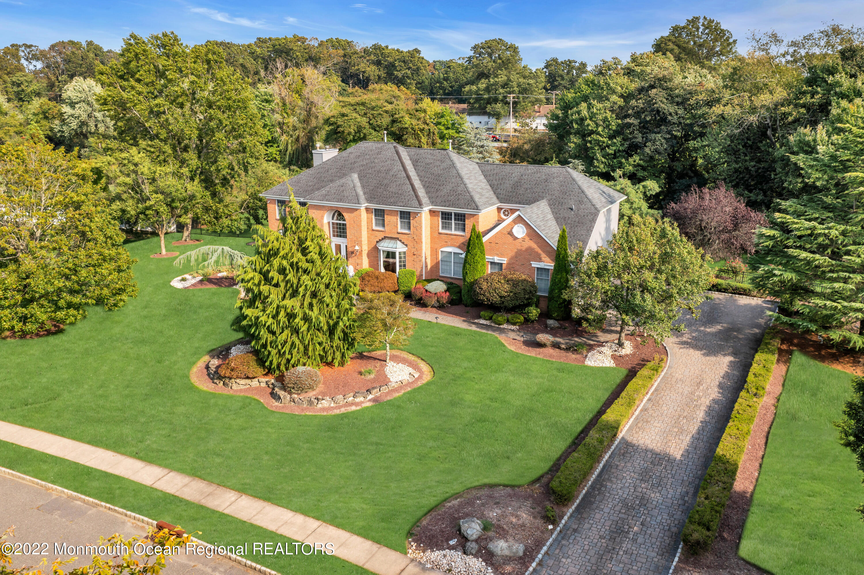 29 Apache Trail Freehold, NJ 07728 - Photo 6 of 69 004_dji_0433-1