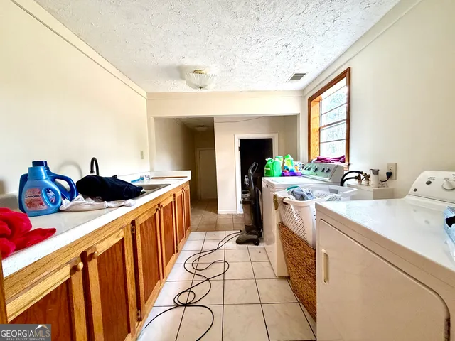 $215,000 | 888 Brantley Road, East Dublin, GA 31027