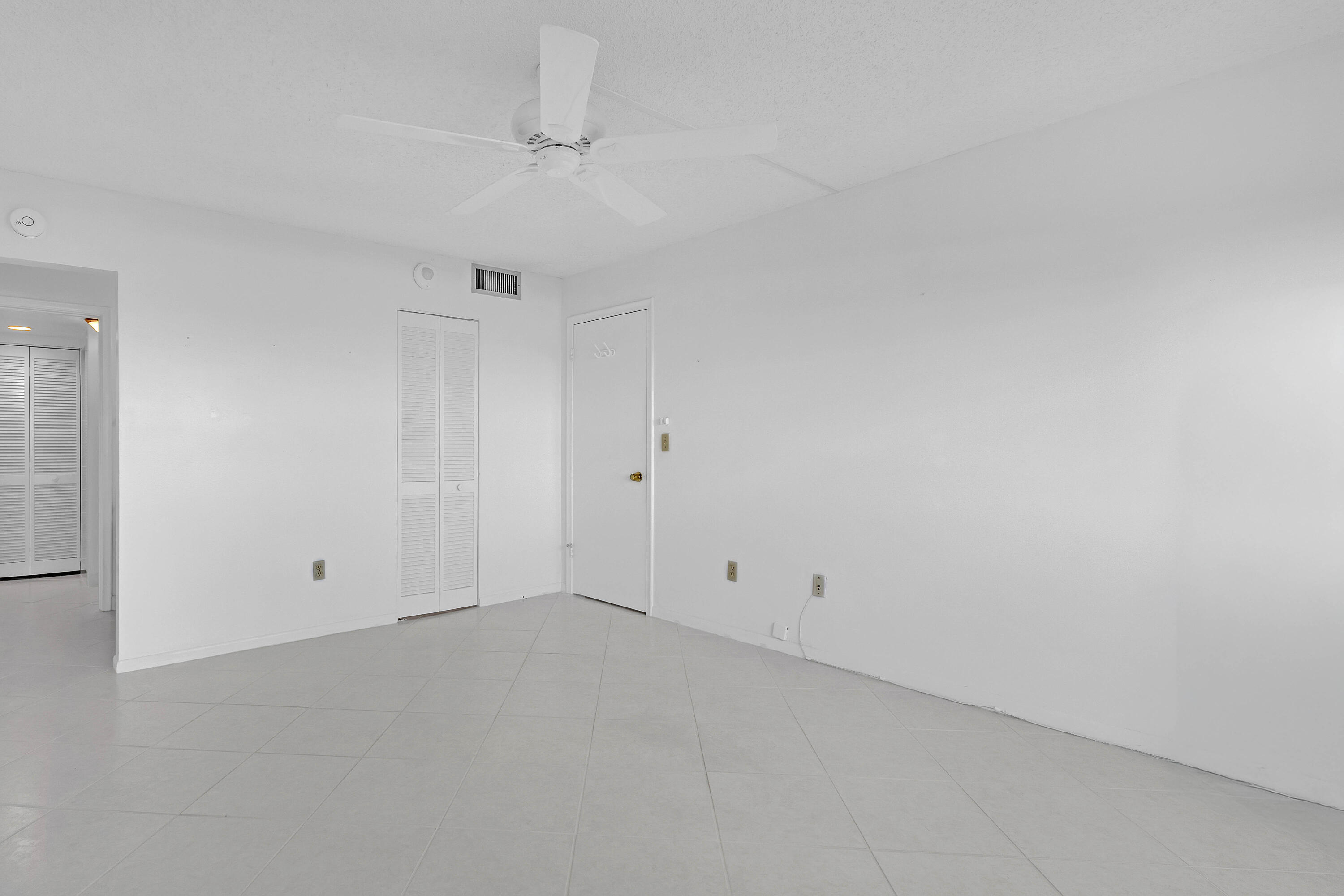 4200 North Hwy A1A, Unit 311 Hutchinson Island, FL 34949 - Photo 14 of 34 IMG_2438