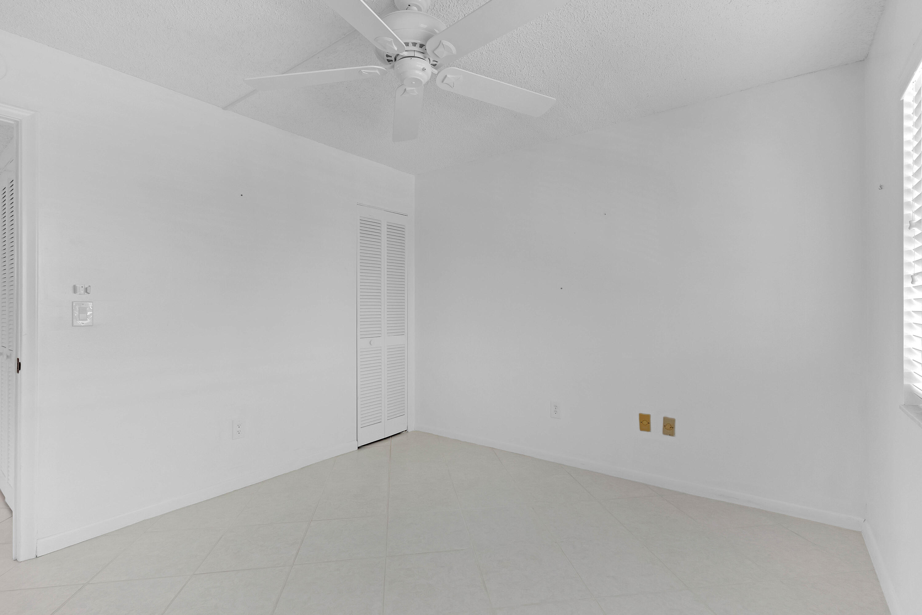 4200 North Hwy A1A, Unit 311 Hutchinson Island, FL 34949 - Photo 19 of 34 IMG_2475