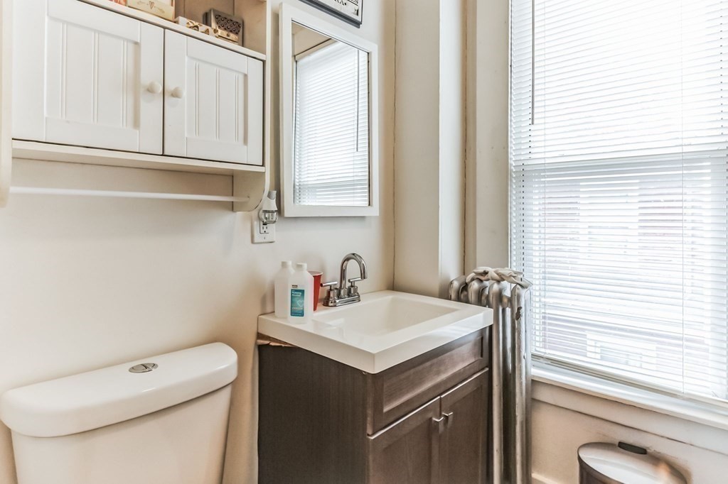 98 Princeton Street Springfield, MA 01109 - Photo 15 of 15 Gallery Image 15