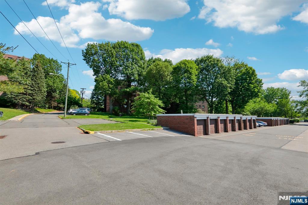 3031 Edwin Avenue, Unit 4H Fort Lee, NJ 07024 - Photo 23 of 33