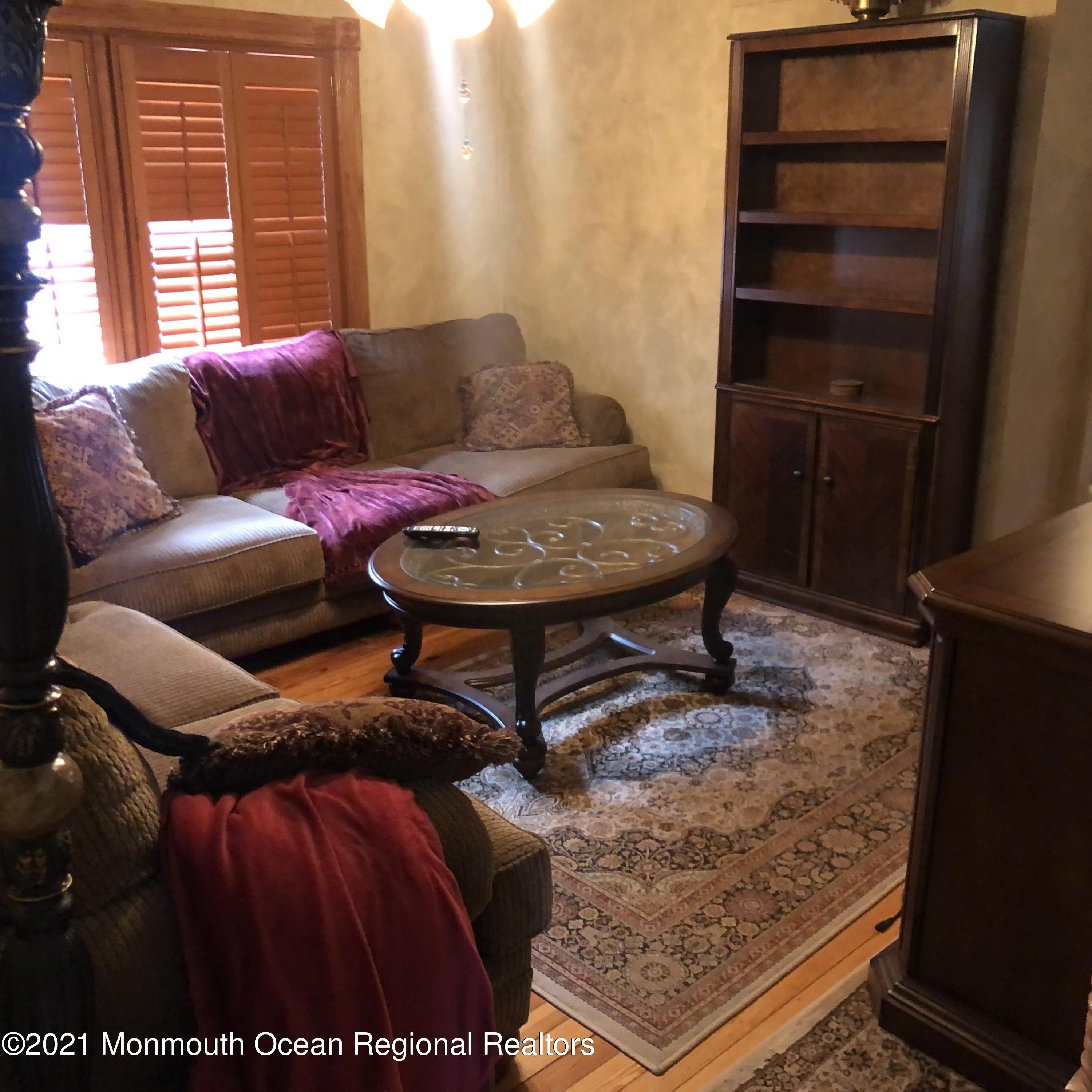 113 Bethany Road Holmdel, NJ 07733 - Photo 11 of 12 bethanylivingroom