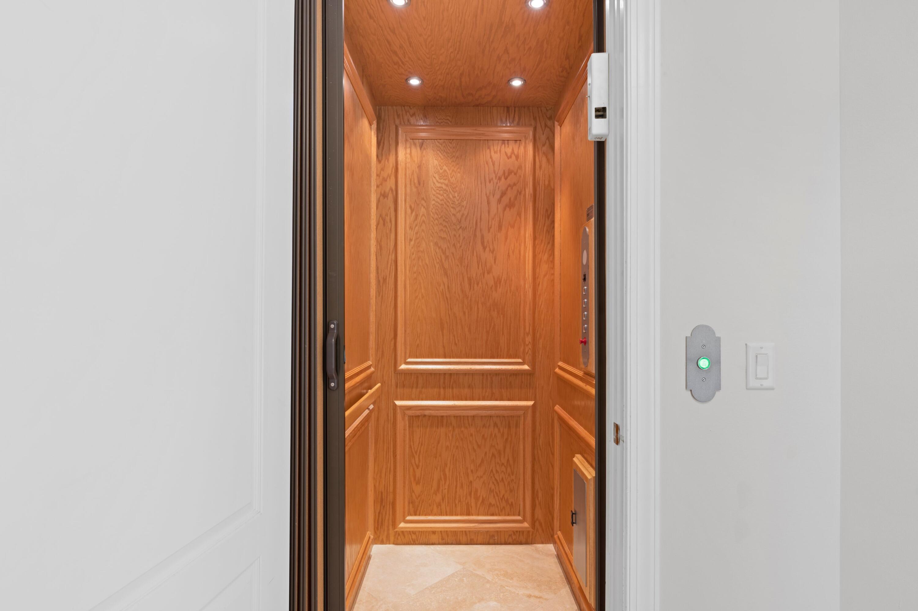 648 Northeast Francesca Lane Boca Raton, FL 33487 - Photo 5 of 40 view of a bathroom with a glass door