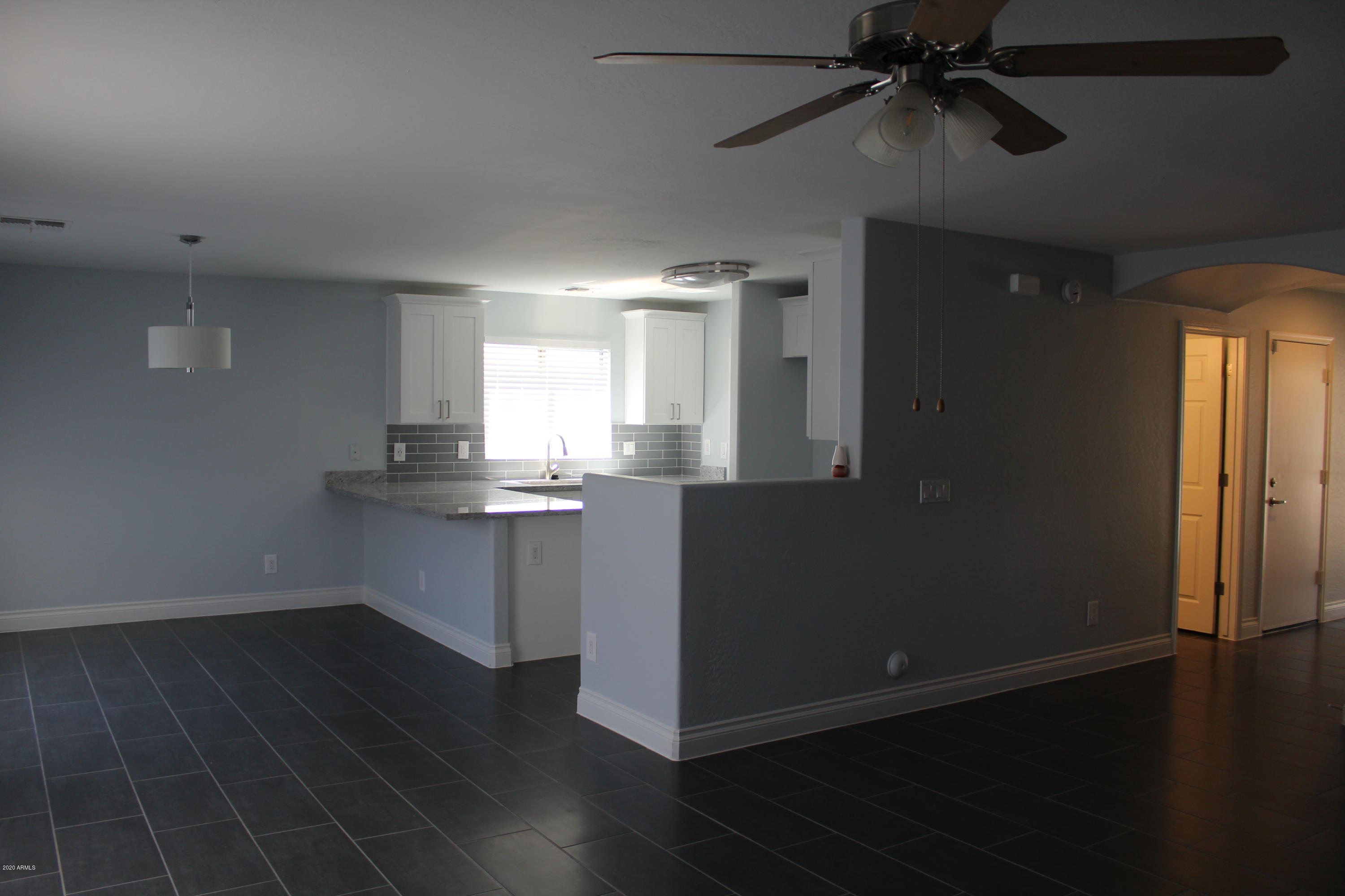 3417 West Fraktur Road Phoenix, AZ 85041 - Photo 8 of 31 139BBAB4-8ED2-48E1-BFC6-BDBFB0E88AC0