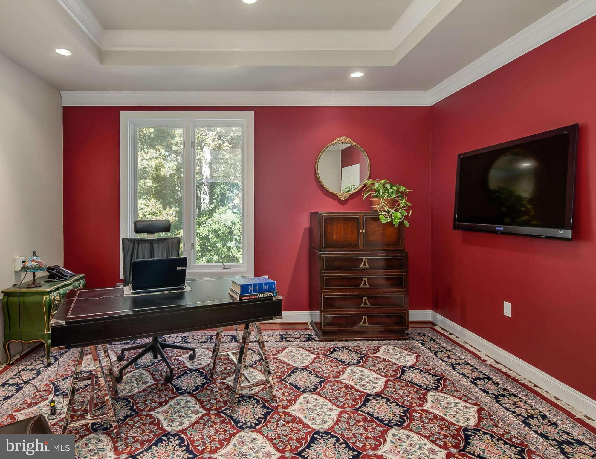8200 Kingsgate Road Potomac, MD 20854 - Photo 4 of 30 Interior (General)