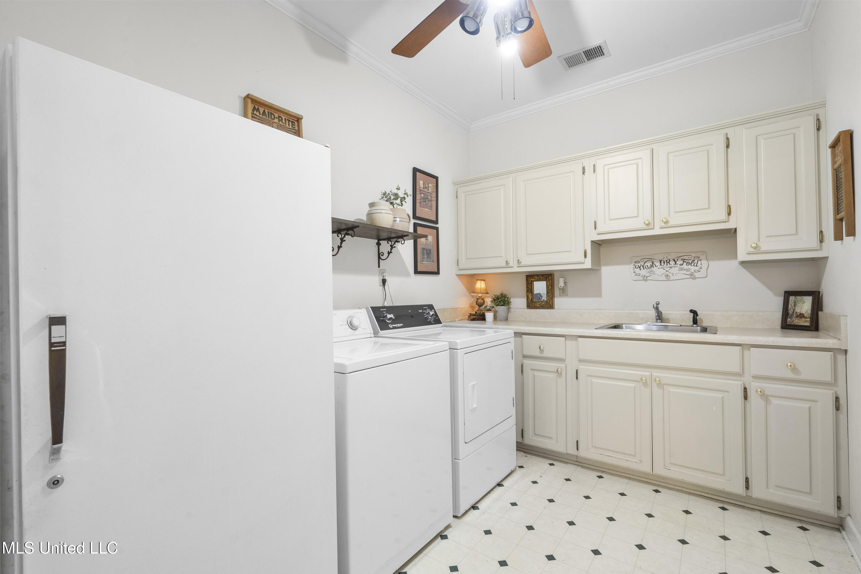 124 Gwen Road Senatobia, MS 38668 - Photo 19 of 46 14__dsc2921_print