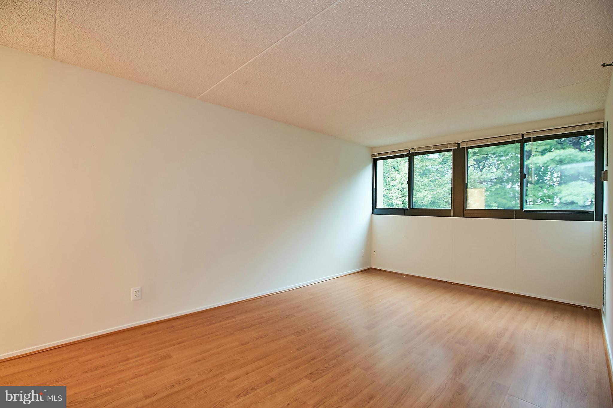 5911 Edsall Road, Unit 401 Alexandria, VA 22304 - Photo 12 of 30 Bedroom