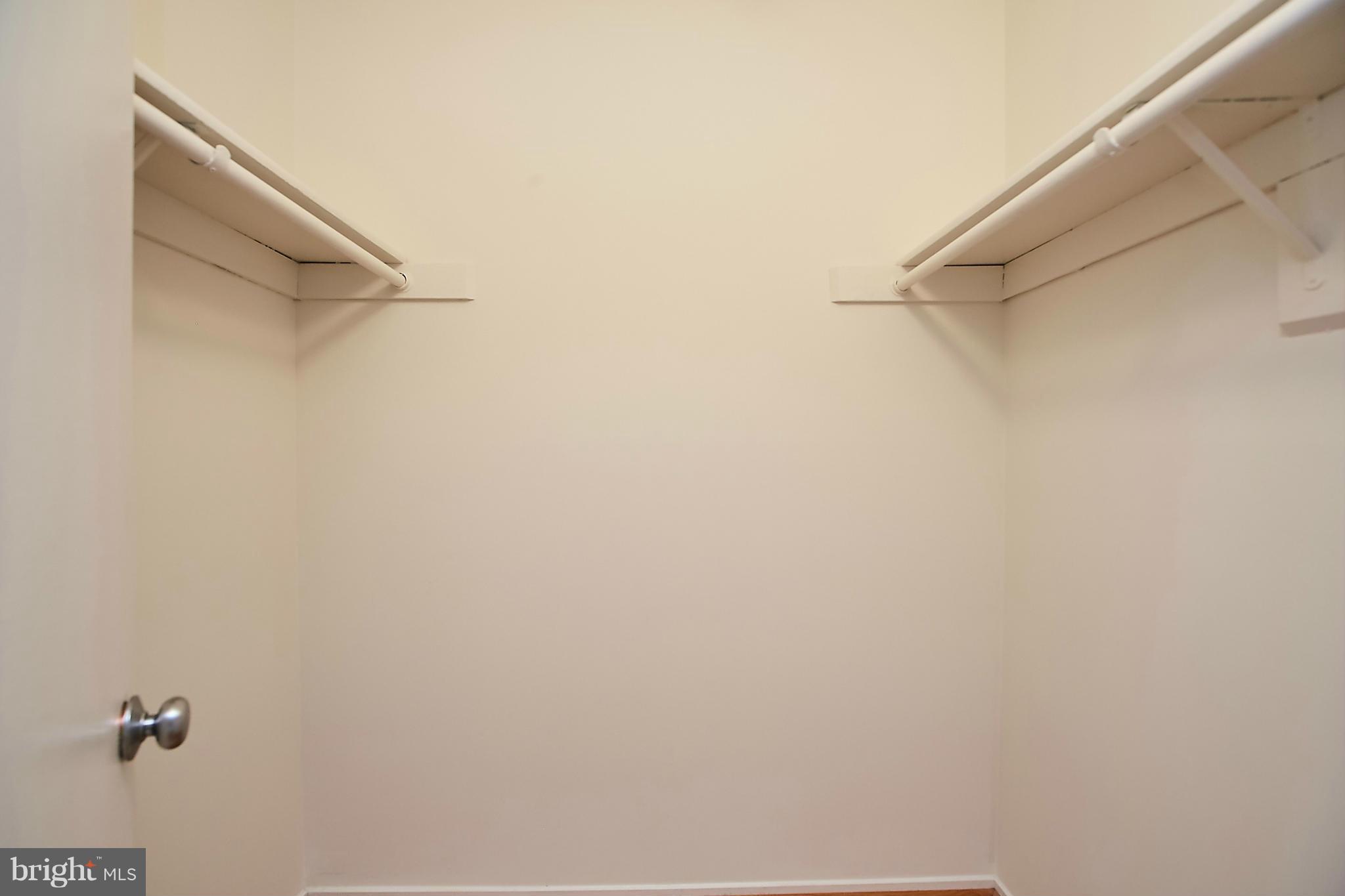 5911 Edsall Road, Unit 401 Alexandria, VA 22304 - Photo 20 of 30 Closet