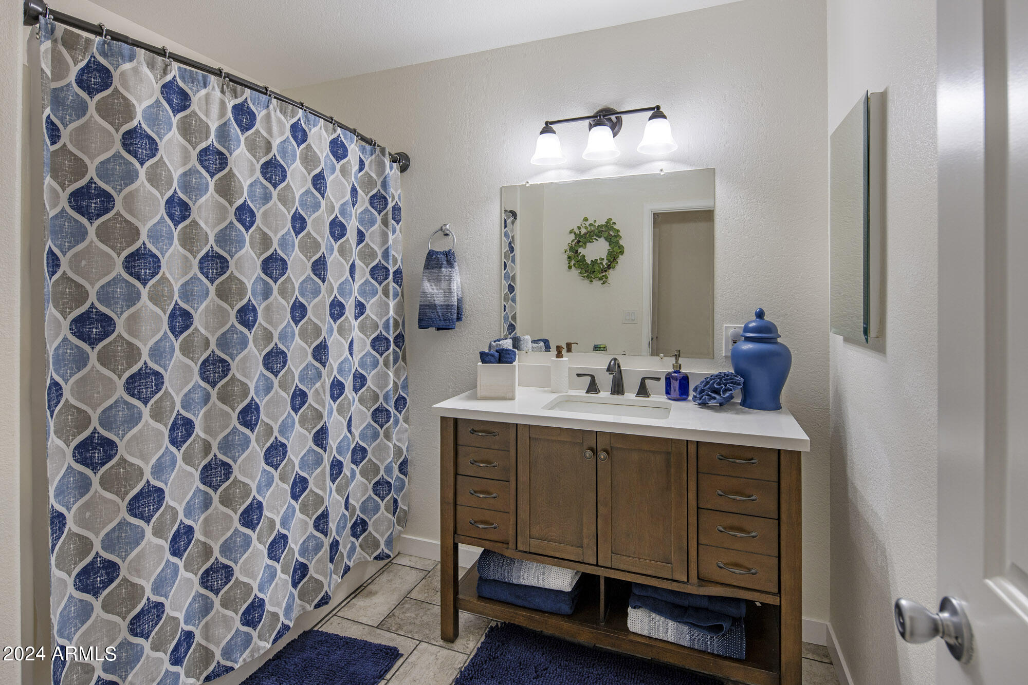1505 East Cloud Road Phoenix, AZ 85086 - Photo 13 of 34 D46A3328