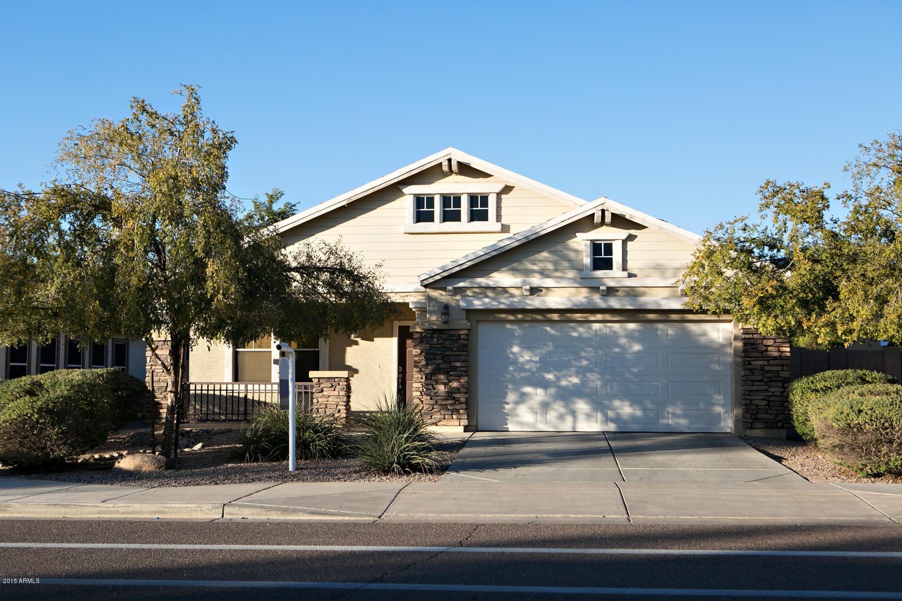 4126 West Vineyard Road Phoenix, AZ 85041 - Photo 1 of 29 6G9B0143