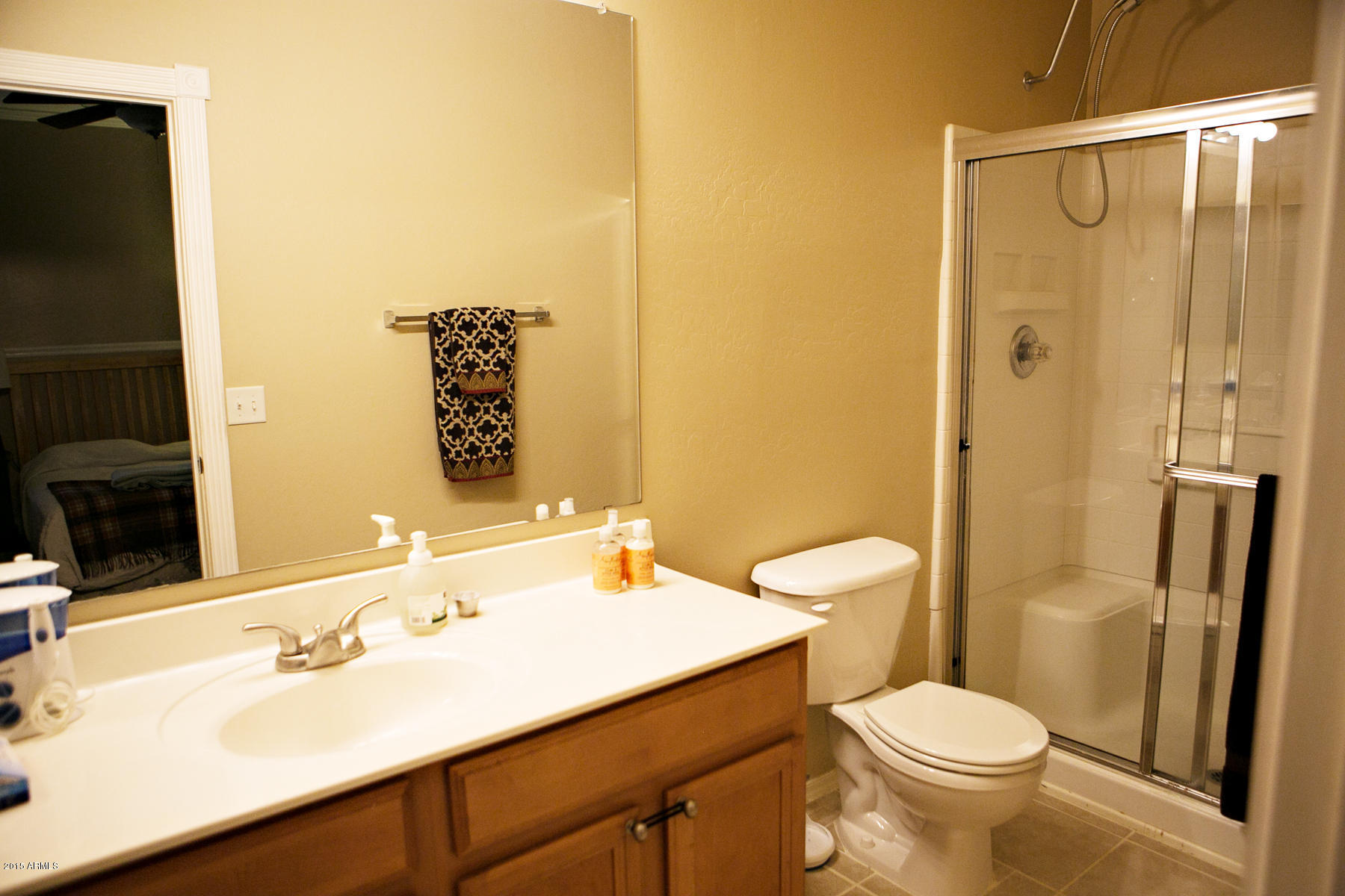 4126 West Vineyard Road Phoenix, AZ 85041 - Photo 19 of 29 6G9B0225