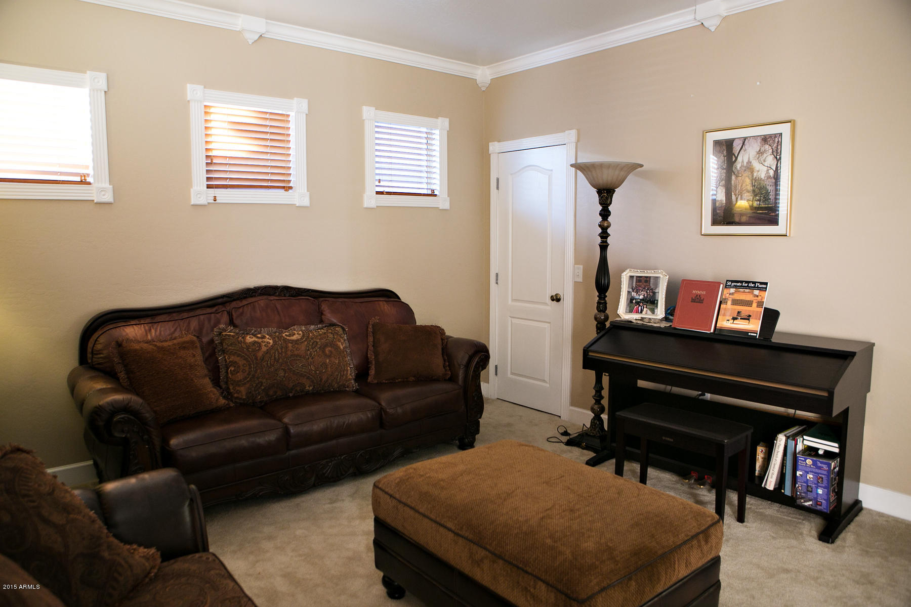 4126 West Vineyard Road Phoenix, AZ 85041 - Photo 8 of 29 6G9B0161
