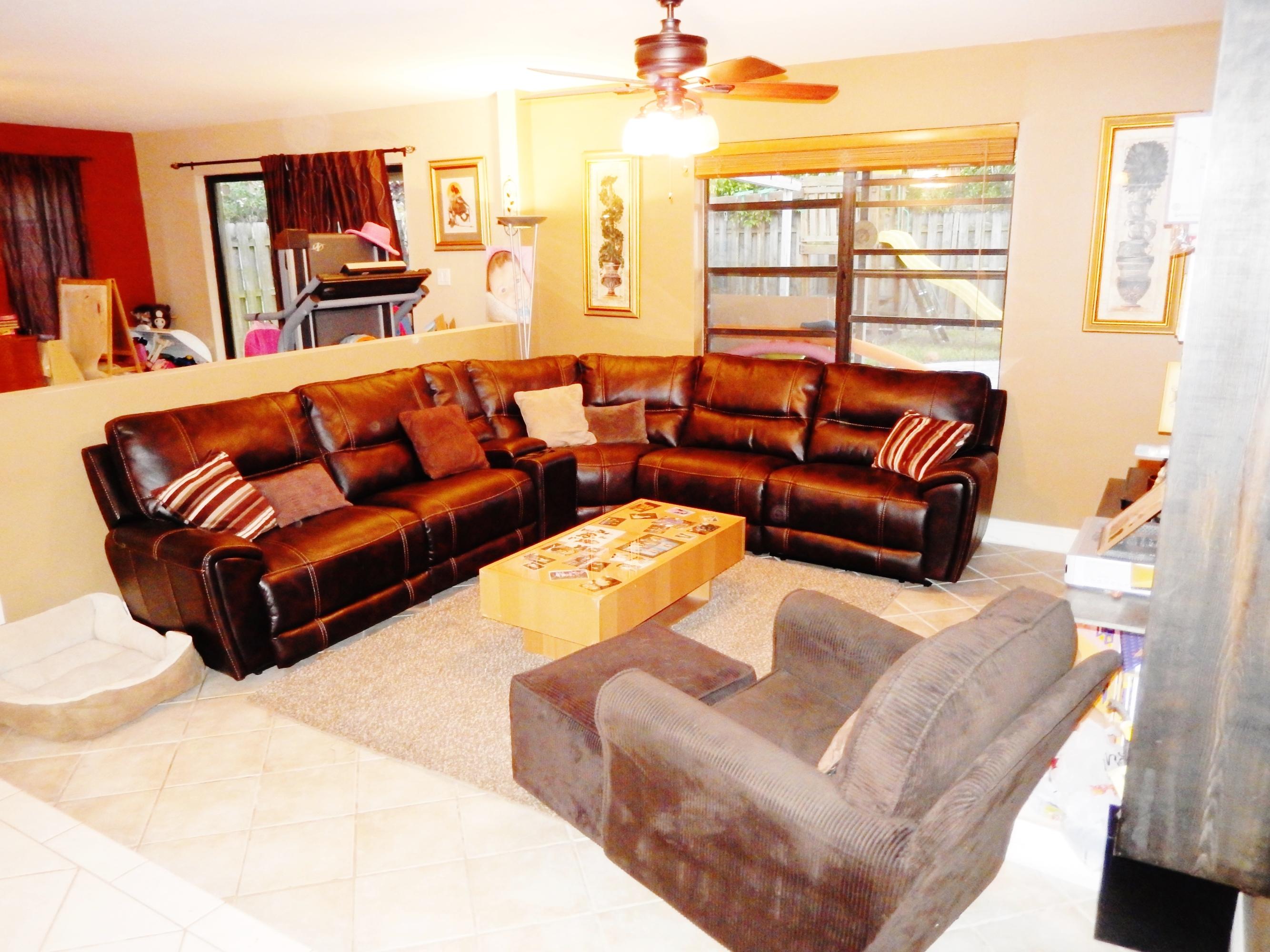 11370 Chipmunk Drive Boca Raton, FL 33428 - Photo 6 of 20 Family Room