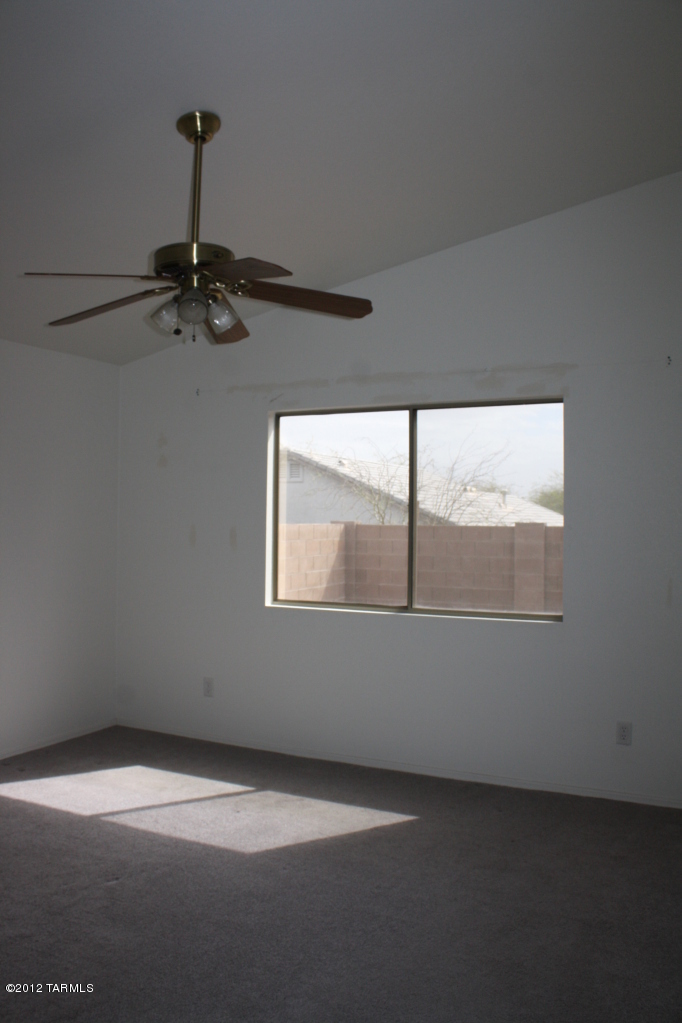 2359 West Rousseau Street Tucson, AZ 85741 - Photo 5 of 22 Gallery Image 5