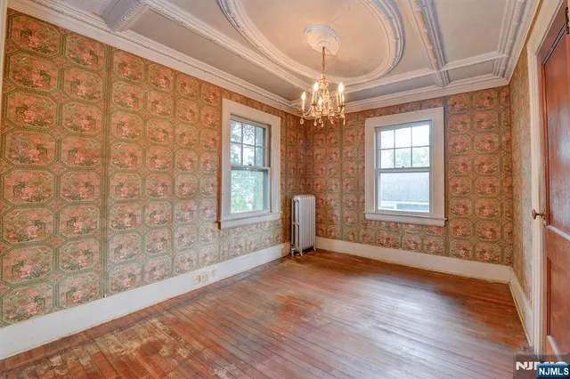 $469,900 | 28 Forest Drive, Bloomfield, NJ 07003