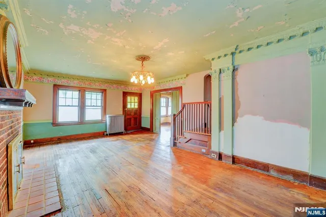 $469,900 | 28 Forest Drive, Bloomfield, NJ 07003