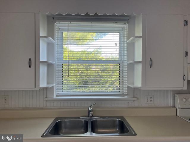 3617 Ferry Road Fountainville, PA 18923 - Photo 5 of 12 Sweet Window over the Sink!