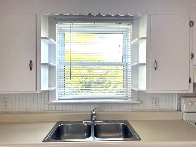 3617 Ferry Road Fountainville, PA 18923 - Photo 5 of 10 Sweet Kitchen Window!