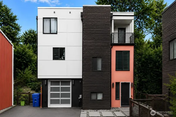 $639,000 | 2122 Northeast 89th Street, Seattle, WA 98115