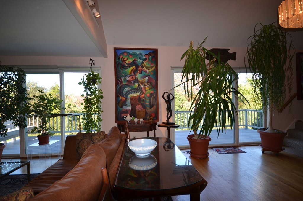 56 Sheerman Lane Amherst, MA 01002 - Photo 8 of 30 Gallery Image 8