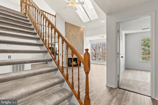 $450,000 | 3903 Golf Tee Court, Unit 301, Fairfax, VA 22033