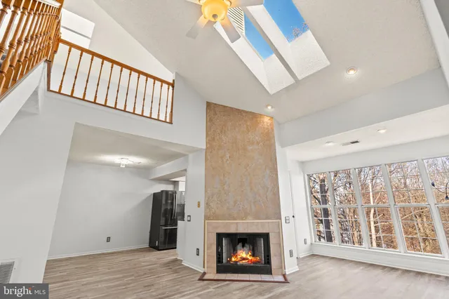 $450,000 | 3903 Golf Tee Court, Unit 301, Fairfax, VA 22033