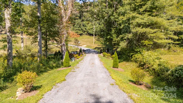 $129,900 | 0 Clear Creek Drive, Unit 15, Newland, NC 28657