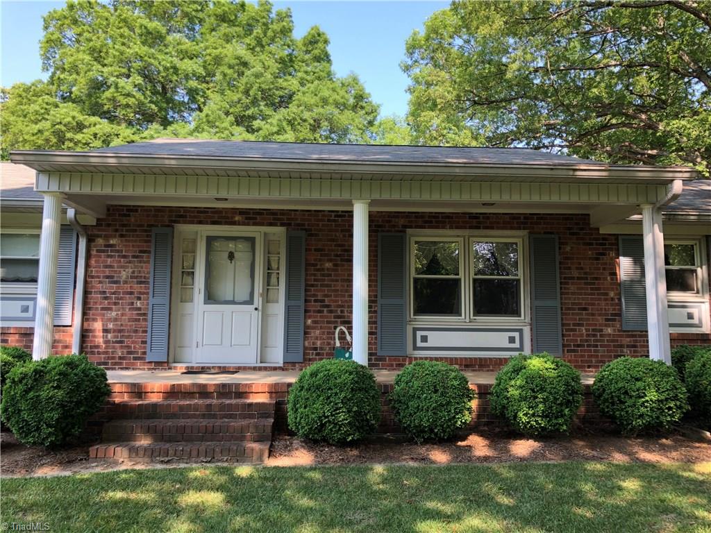 4602 Harvey Road Jamestown, NC 27282 - Photo 2 of 24 Gallery Image 2