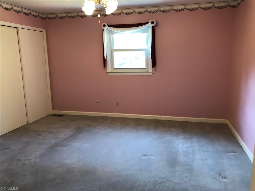 4602 Harvey Road Jamestown, NC 27282 - Photo 16 of 24 Gallery Image 16