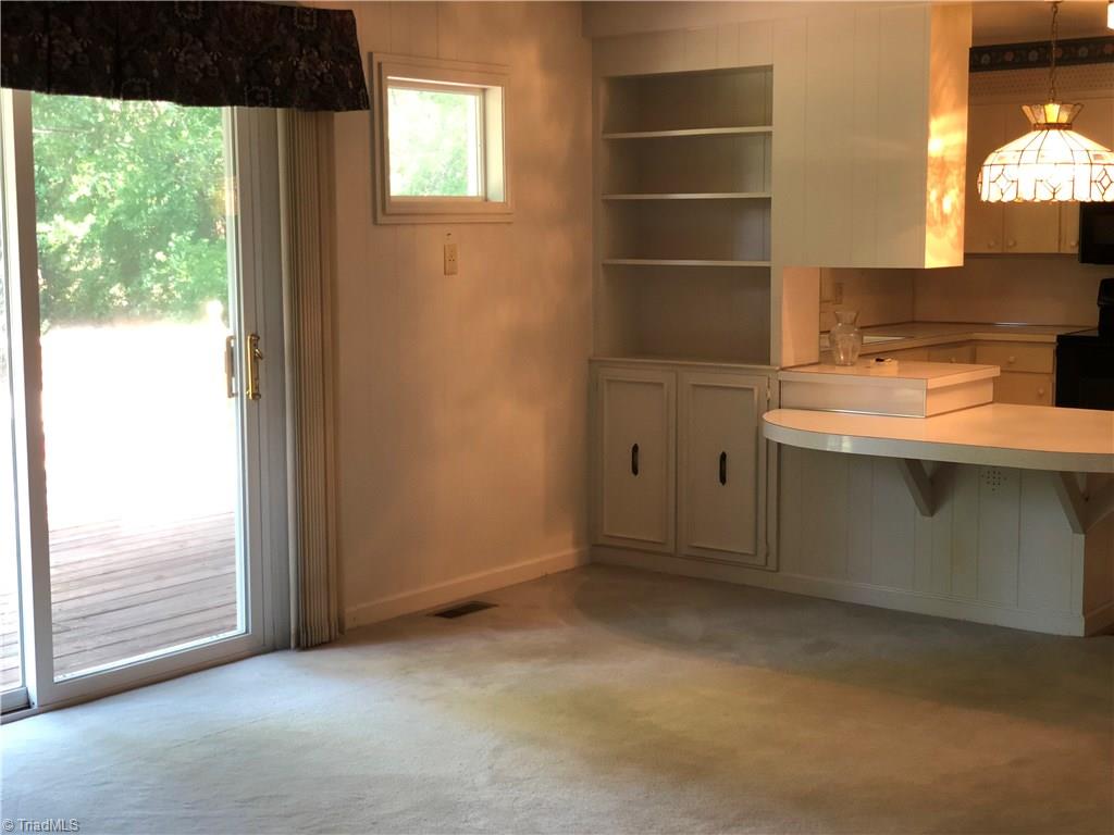 4602 Harvey Road Jamestown, NC 27282 - Photo 6 of 24 Gallery Image 6