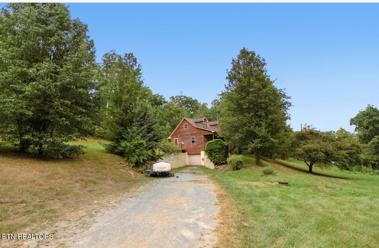 1828 Cherokee Circle Tazewell, TN 37879 - Photo 18 of 53 IMG_6943
