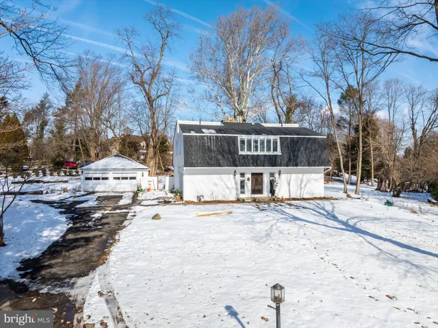 $745,000 | 919 Laburnum Lane, Wyncote, PA 19095