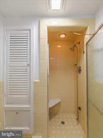 $689,000 | 919 Laburnum Lane, Wyncote, PA 19095