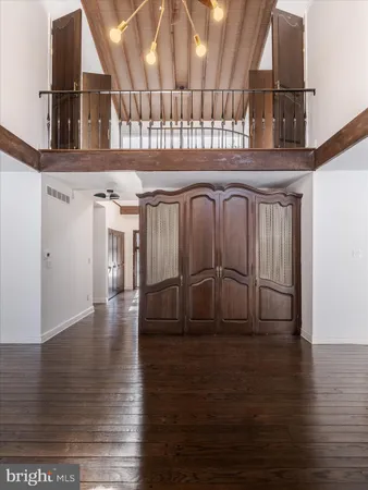 $689,000 | 919 Laburnum Lane, Wyncote, PA 19095