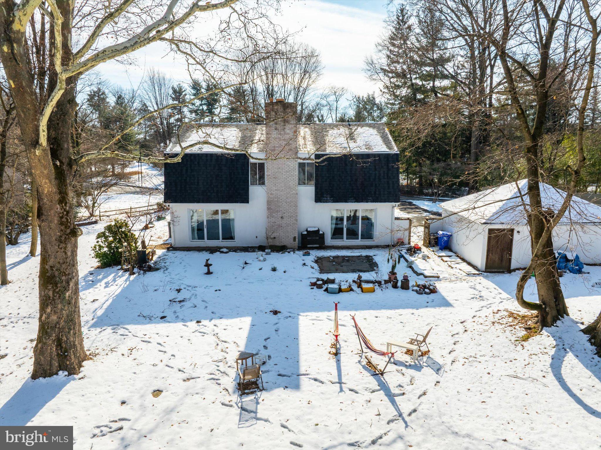 919 Laburnum Lane Wyncote, PA 19095 - Photo 41 of 43 a view of a backyard with a patio
