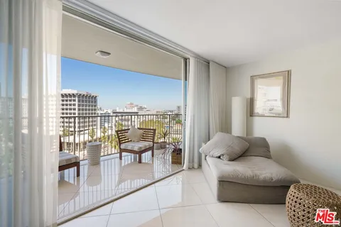 $599,000 | 700 East Ocean Boulevard, Unit 1501, Long Beach, CA 90802