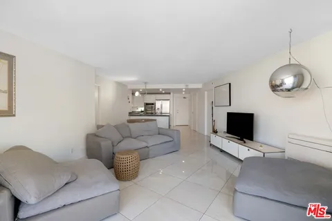 $599,000 | 700 East Ocean Boulevard, Unit 1501, Long Beach, CA 90802