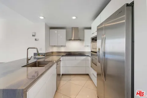 $599,000 | 700 East Ocean Boulevard, Unit 1501, Long Beach, CA 90802
