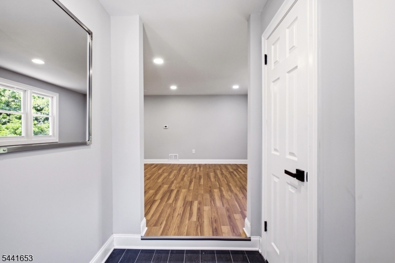 48 Petersburg Road Hackettstown, NJ 07840 - Photo 7 of 36
