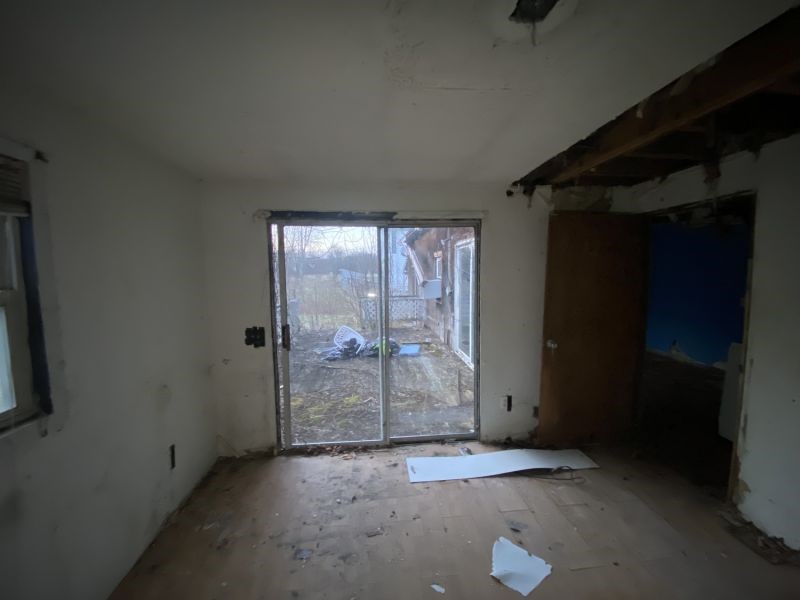 582 Curran Road Manchester, NY 14548 - Photo 7 of 15