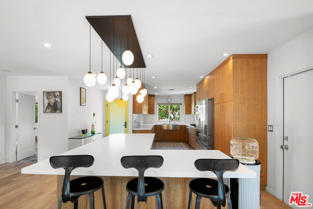 6570 Lakeridge Road Los Angeles, CA 90068 - Photo 23 of 62