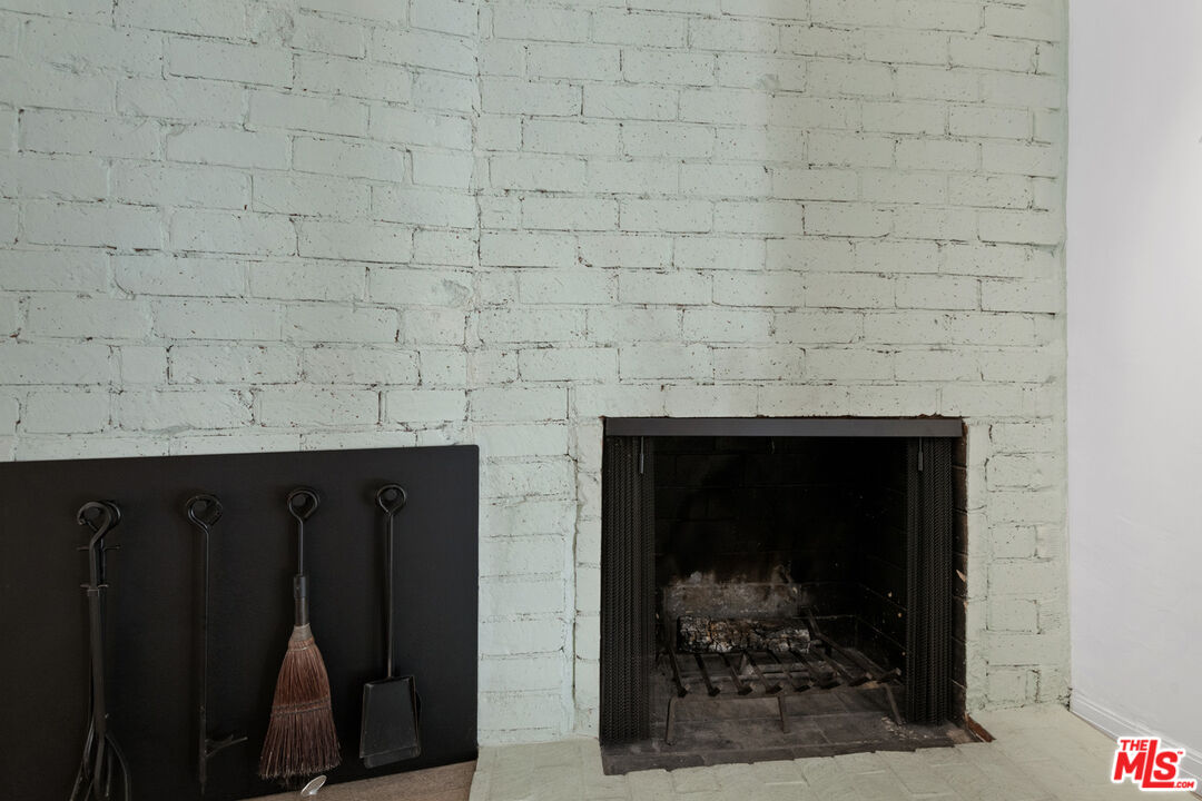 6570 Lakeridge Road Los Angeles, CA 90068 - Photo 29 of 62